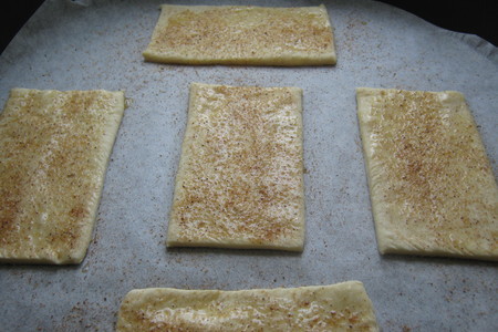 Пирожное из слоёного теста с кремом и манго.("mango mille feuille"): шаг 2