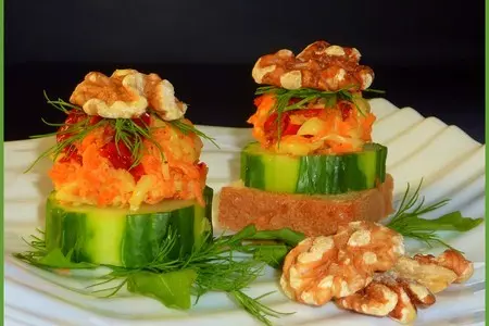 Канапе-закуска из моркови с сыром, вяленными помидорами и орехами...: шаг 3