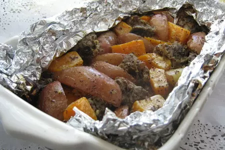 Мясо  запечённое с овощами в горчичном соусе.: шаг 5
