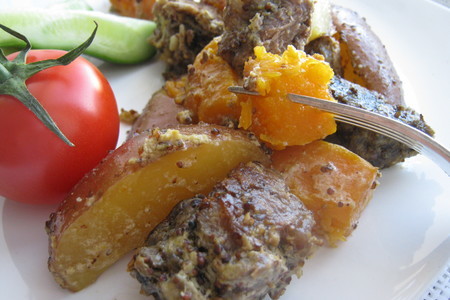 Мясо  запечённое с овощами в горчичном соусе.: шаг 7