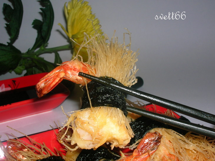 Нежнейшие креветки в  хрустящей "шубке" из рисовой вермишели: шаг 10