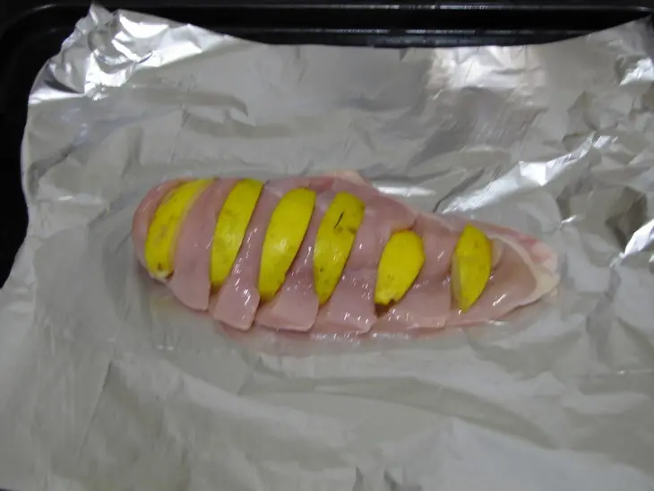 Куриные грудки с айвой и винным соусом: шаг 3