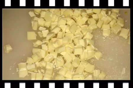 Кекс на йогурте с клюквой и штрайзелем (дуэль): шаг 6