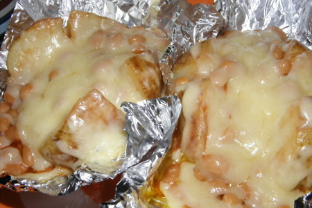 Картофель запеченный с фасолью и сыром(baked potate with beans and cheese): шаг 7