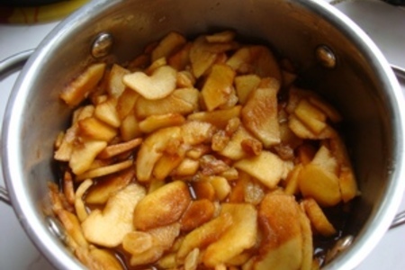 Яблочный хмельной пирог: шаг 1