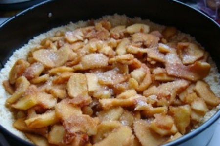 Яблочный хмельной пирог: шаг 4