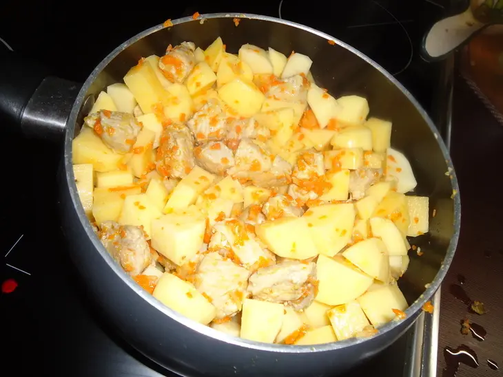 Картофель с мясом, под названием баланда....?....: шаг 7