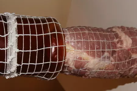 Два рулета  на любой вкус: шаг 6