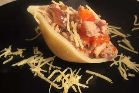 Ракушки с шиитаке и мясом: шаг 9
