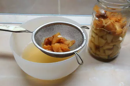 Яблочная закваска, здоровая альтернатива дрожжам. проще просто некуда!: шаг 4