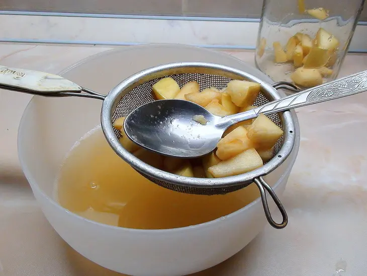 Яблочная закваска, здоровая альтернатива дрожжам. проще просто некуда!: шаг 5