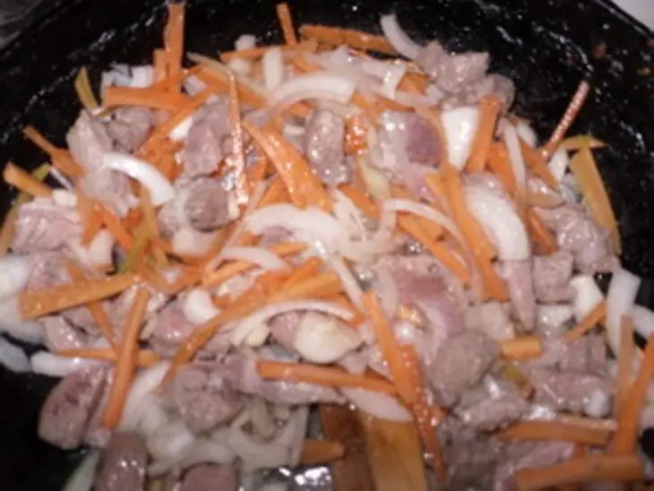 Рагу с мясом и печенью: шаг 3