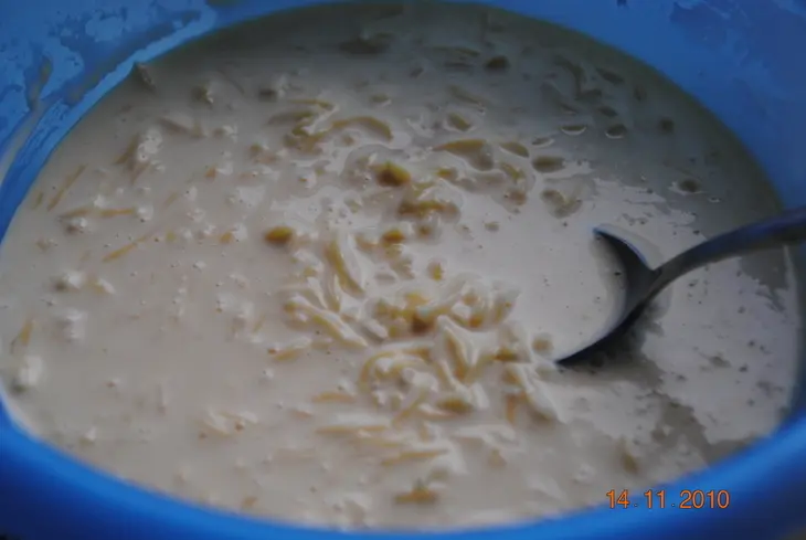 Лоранский пирог с  грибами,ветчиной и брокколи: шаг 4