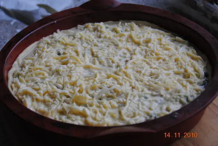 Лоранский пирог с  грибами,ветчиной и брокколи: шаг 7