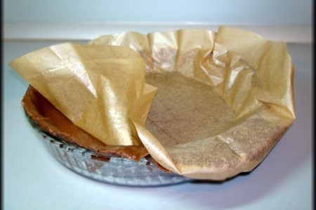 Шоколадный пирог из песочно-орехового теста с курагой и цитрусовыми.: шаг 15