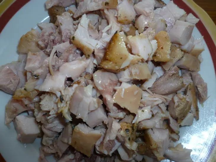 Салат с куриным филе, рисом и ананасами: шаг 3