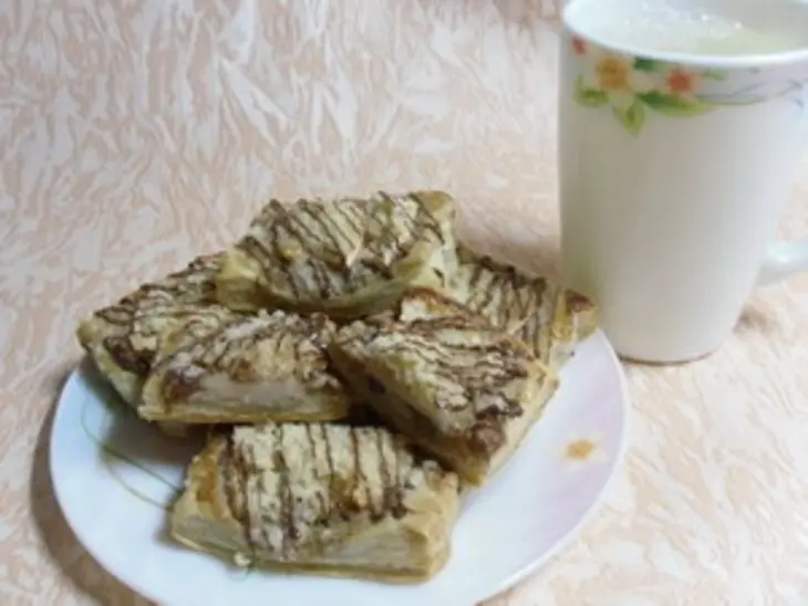 Яблочно-банановые квадратики с изюмом: шаг 13