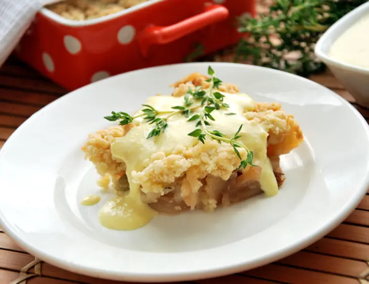 Яблочный крамбль с тимьяновым кремом (apple crumble with thyme custard): шаг 7