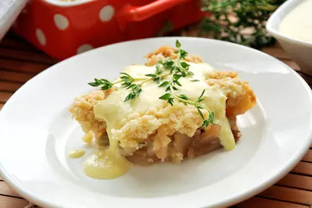 Яблочный крамбль с тимьяновым кремом (apple crumble with thyme custard): шаг 7