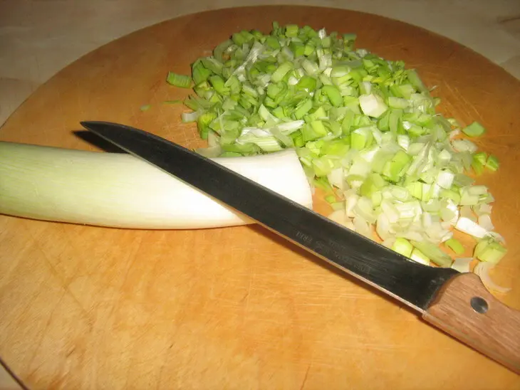 Ирландский  суп с геркулесом и луком-пореем.: шаг 2