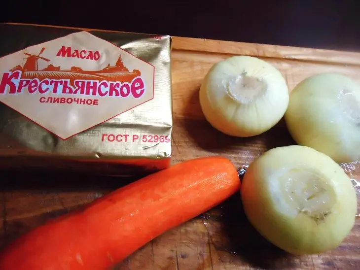 Печеночный паштет "сливочный с чесночком и кедровыми орешками": шаг 1