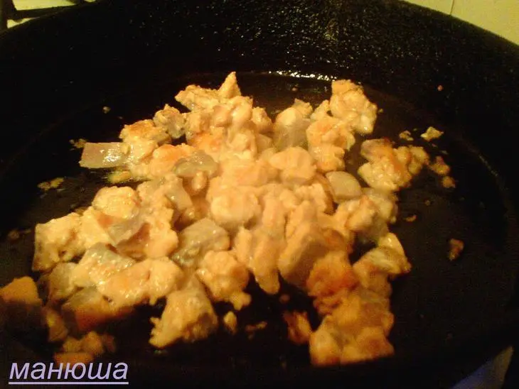Лумакони с лососем и сырным кремом: шаг 2