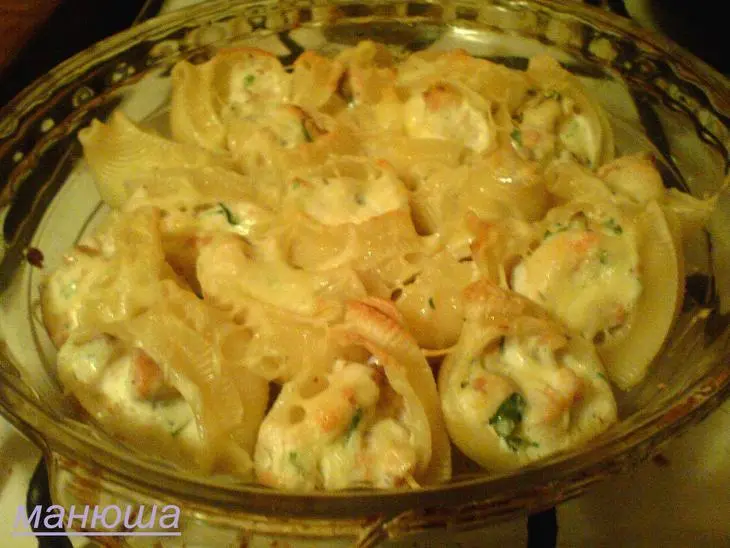 Лумакони с лососем и сырным кремом: шаг 6