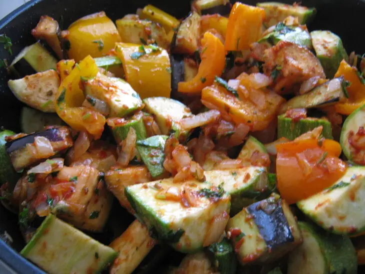 Рататуй , запечённый под сырной корочкой(roasted ratatoulle).: шаг 8