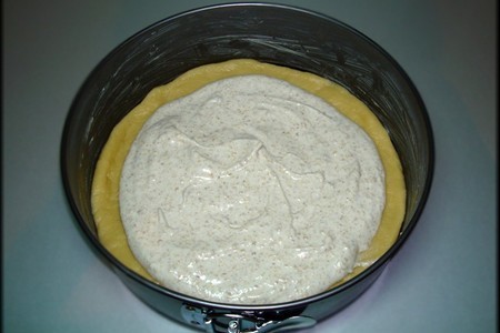 Пирог "мишка" с орехово-белковой начинкой и шоколадной глазурью.: шаг 12