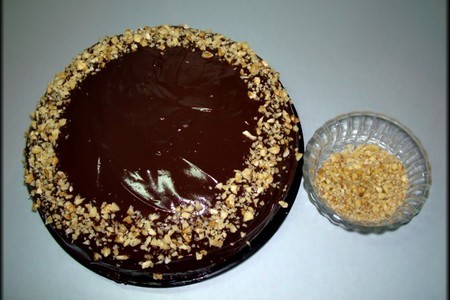Пирог "мишка" с орехово-белковой начинкой и шоколадной глазурью.: шаг 19
