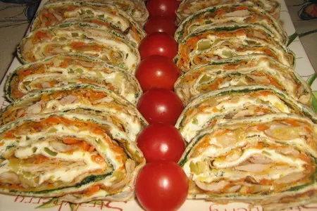 Рулет из лаваша с курицей и овощами.: шаг 2