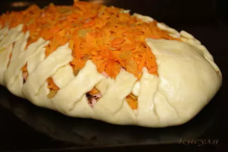 Пирог с рыбой и ананасом: шаг 7