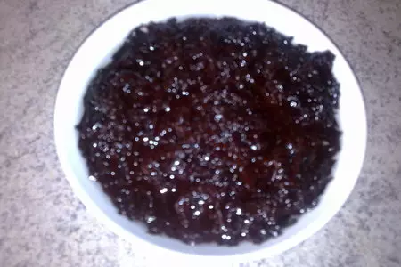 Кальмары фаршированные тунцом и водорослями: шаг 2