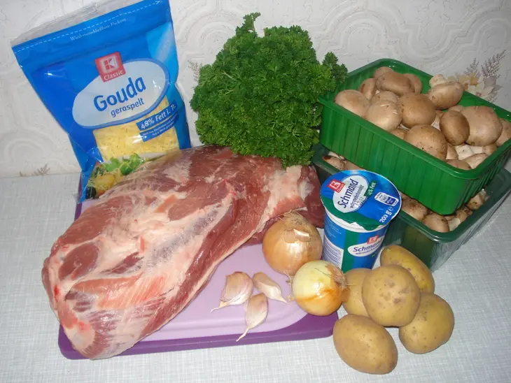 Мясные гнёздышки с начинкой: шаг 1