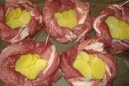 Мясные гнёздышки с начинкой: шаг 4
