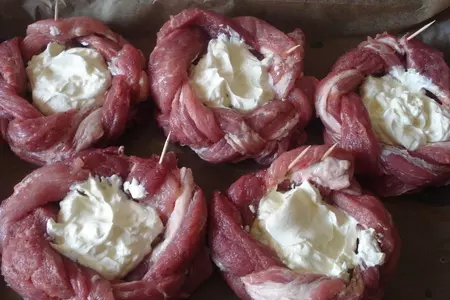 Мясные гнёздышки с начинкой: шаг 5