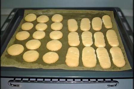 Пряное шоколадное фондю с винными грушами и миндальным печеньем "дакуаз".: шаг 11