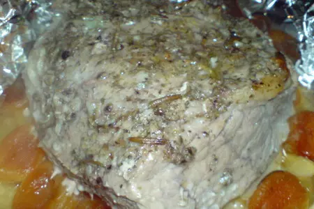 Запечённая с курагой и яблоками  пряная свинина: шаг 5