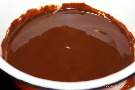 Ванильное шоколадное фондю с шоколадным бисквитом из микроволновки: шаг 1
