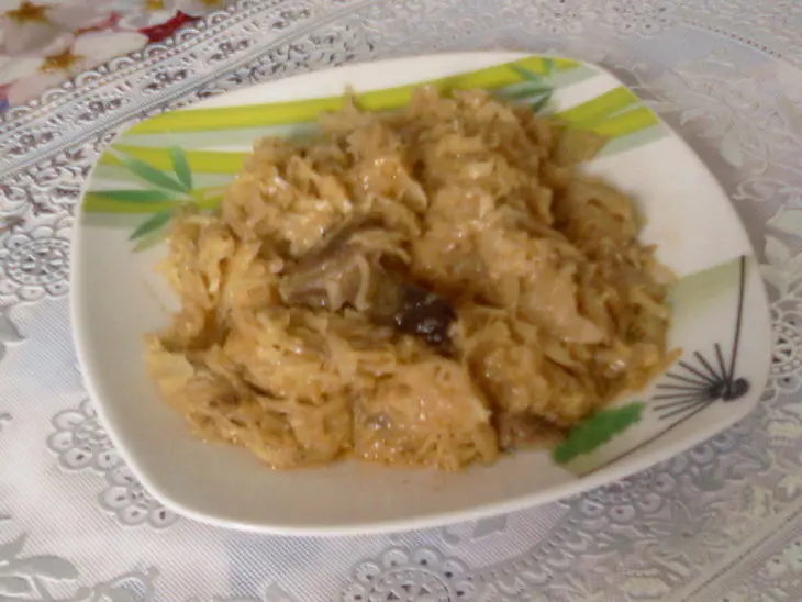 Капуста, тушёная с маслятами.: шаг 9