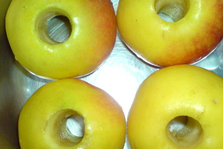 Винное яблоко в тесте с клюквенно-глинтвейновым  соусом: шаг 1