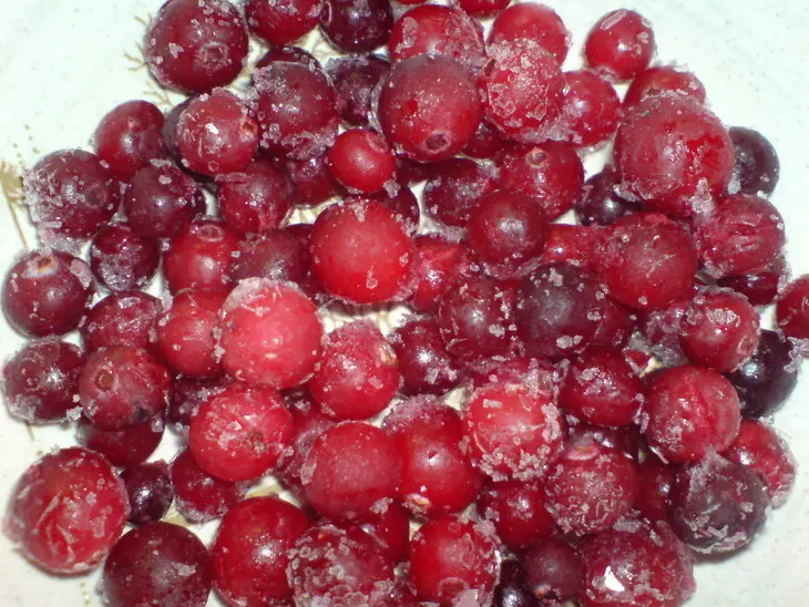 Винное яблоко в тесте с клюквенно-глинтвейновым  соусом: шаг 3