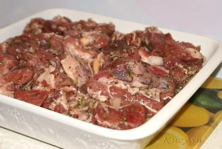 Баранина с хурмой и мятой: шаг 3