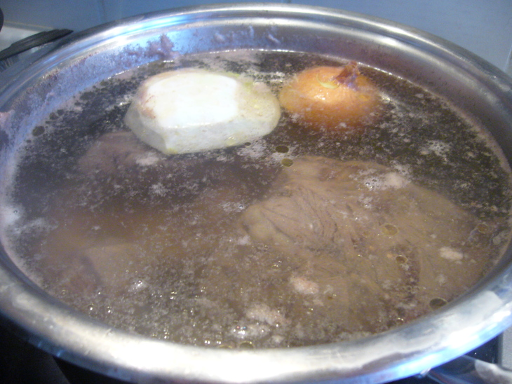 „gaisburger marsch“ (густой суп с говядиной и шпецлями): шаг 2