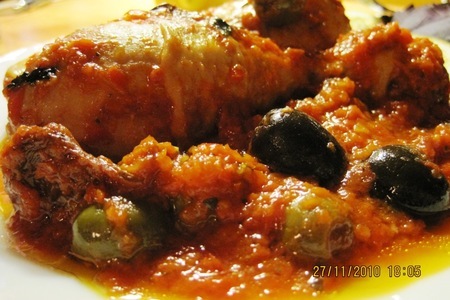 Курица в пюре из болгарского перца, оливок, маслин и вяленых помидор.: шаг 3