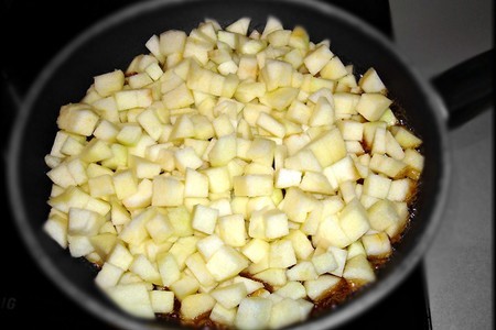 Медовые корзиночки с сырно-шоколадным кремом "яблоки на снегу".: шаг 15