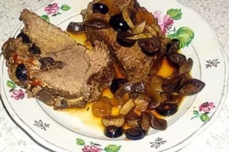 Говядина с грибами в рукаве: шаг 7