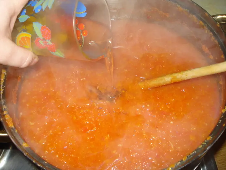 Аджика с морковью и яблоками: шаг 5