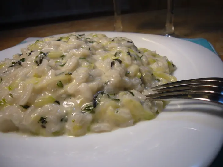 Ризотто с маскарпоне, цукини и зеленью.: шаг 4