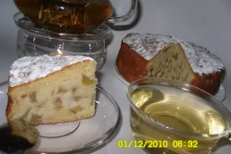 Пирог с консервированными яблоками: шаг 11